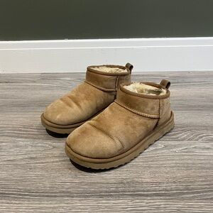 Cozy Tan Mini Ugg Boots